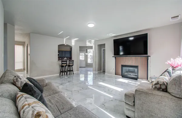 $2,600 | 16506 Great Forest Court, Humble, TX 77346