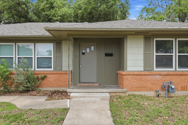 1608 Burt Street Bryan, TX 77802 - Photo 3 of 16 a front view of a house