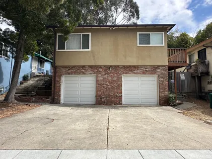 $640,000 | 3530-3532 Seminary Avenue, Oakland, CA 94605