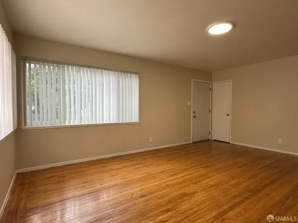 $640,000 | 3530-3532 Seminary Avenue, Oakland, CA 94605