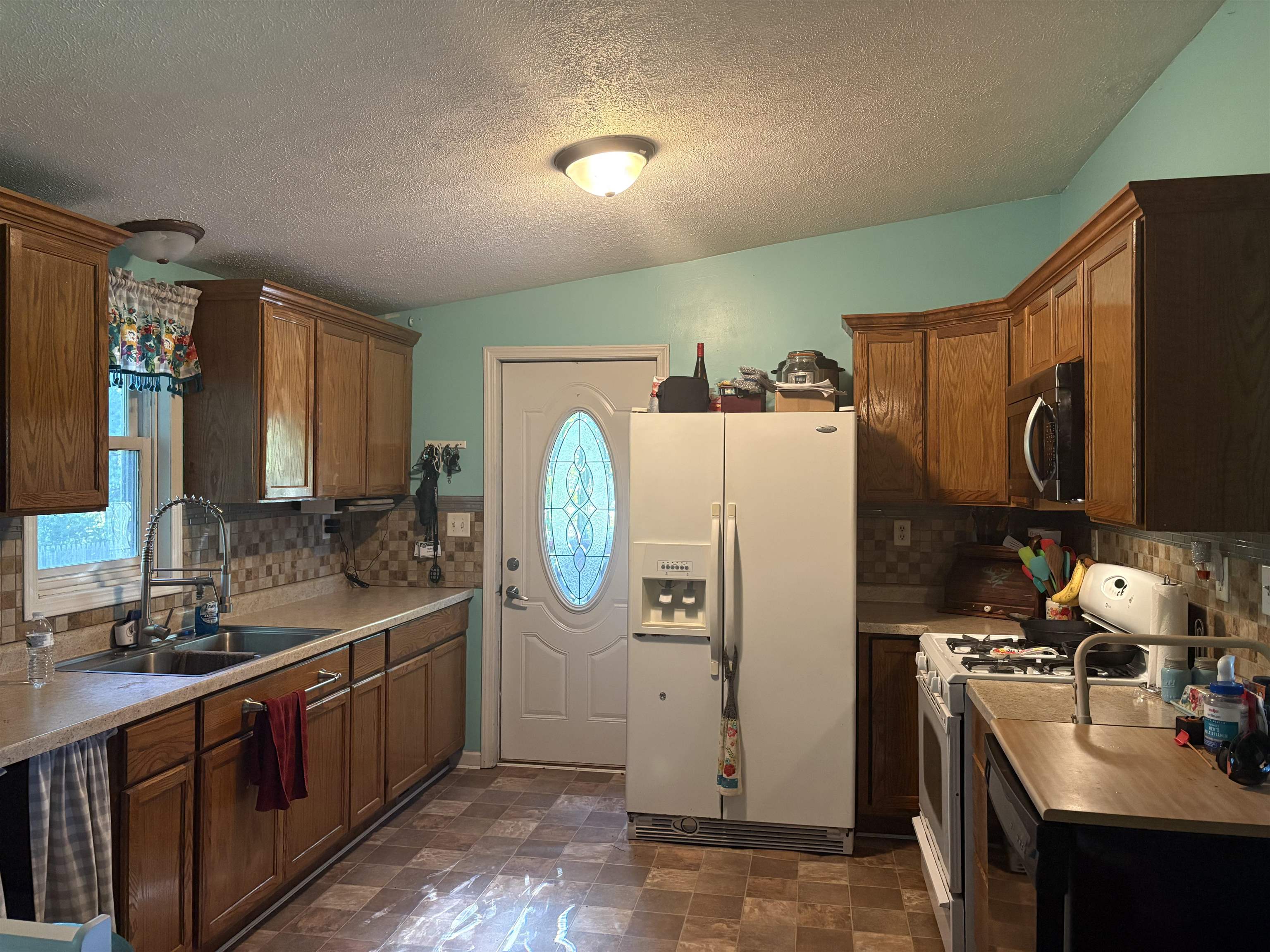 15887 South Hemlock Road Chesaning, MI 48616 - Photo 2 of 30