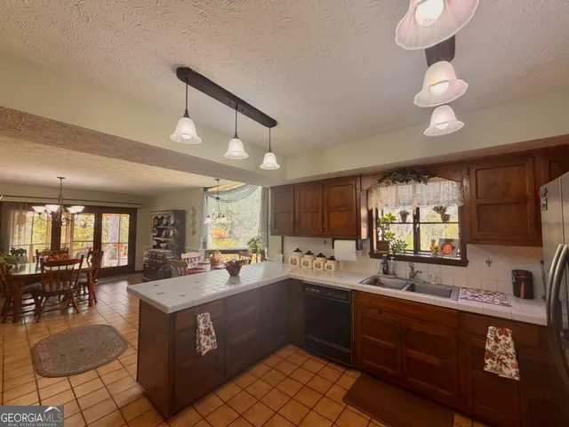 $347,500 | 77 Jimmy Boatright Drive, Hazlehurst, GA 31539