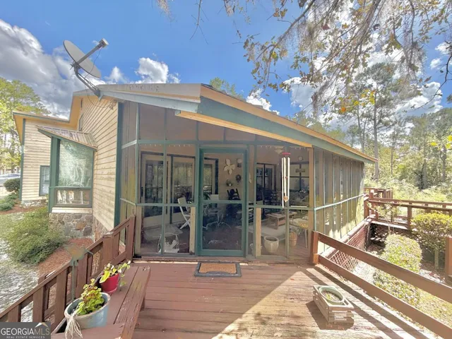 $347,500 | 77 Jimmy Boatright Drive, Hazlehurst, GA 31539