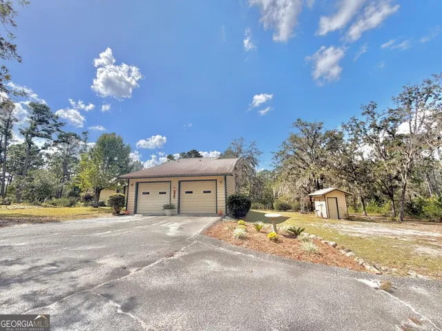 $347,500 | 77 Jimmy Boatright Drive, Hazlehurst, GA 31539
