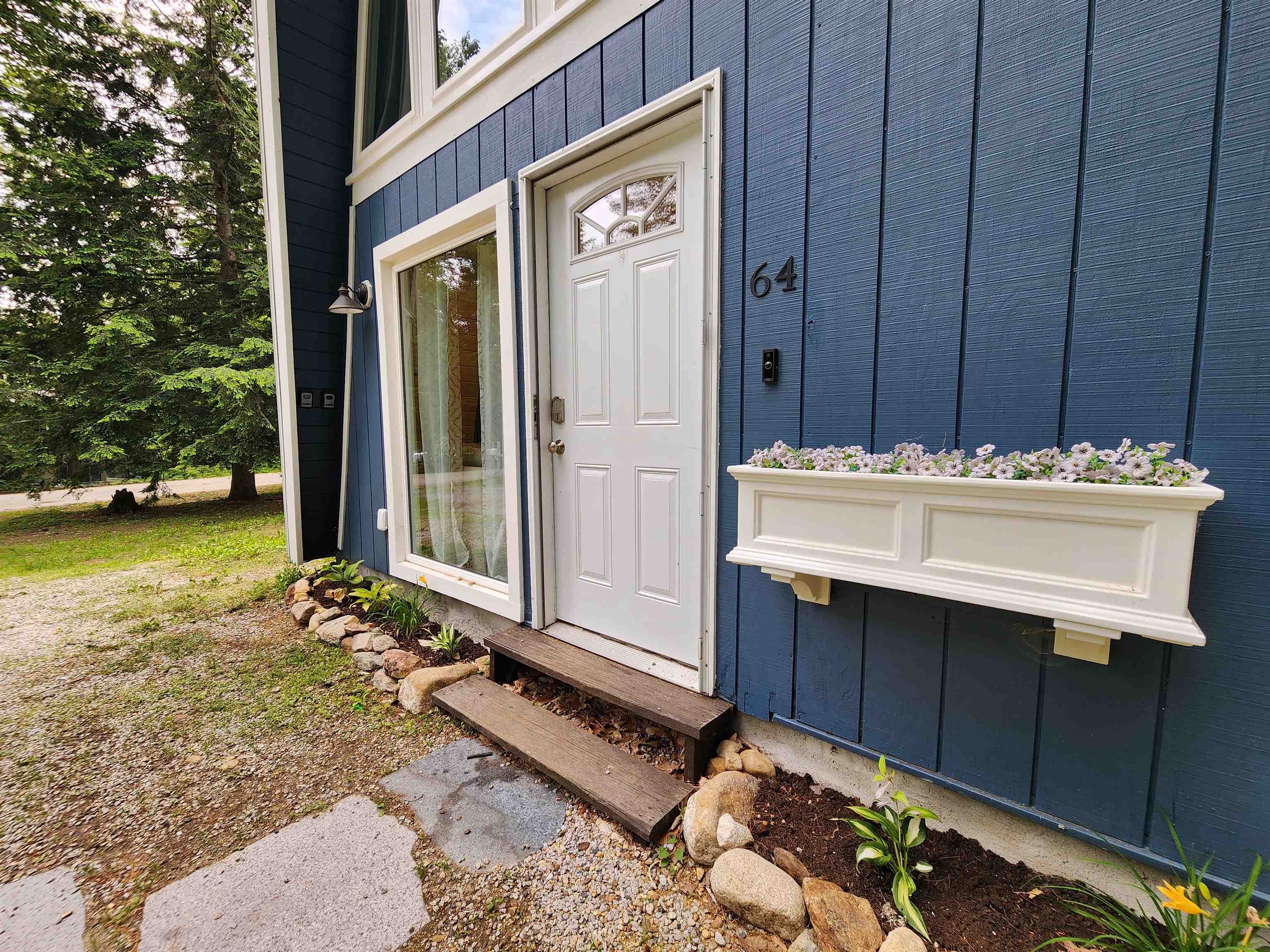 64 Dalton Drive Barnstead, NH 03225 - Photo 8 of 39