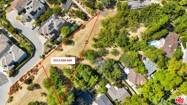$295,000 | 3726 1/2 Oak Hill Avenue, Los Angeles, CA 90032