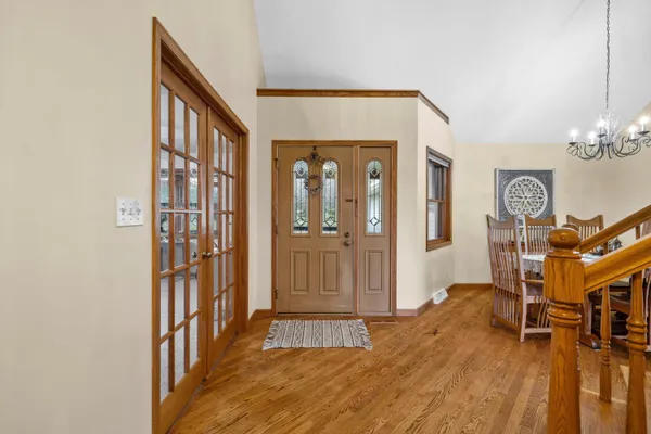 $1,150,000 | 820 172nd Avenue, Paris, WI 53182