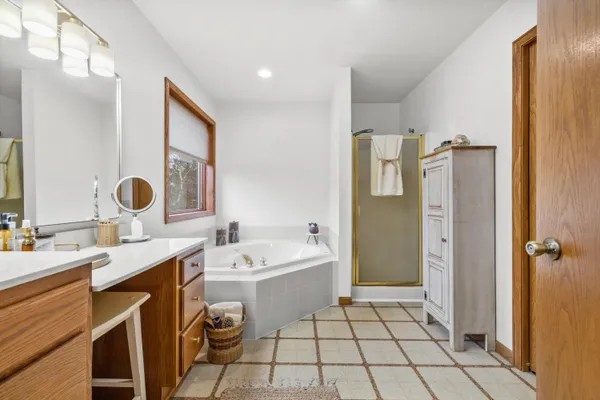 $1,150,000 | 820 172nd Avenue, Paris, WI 53182