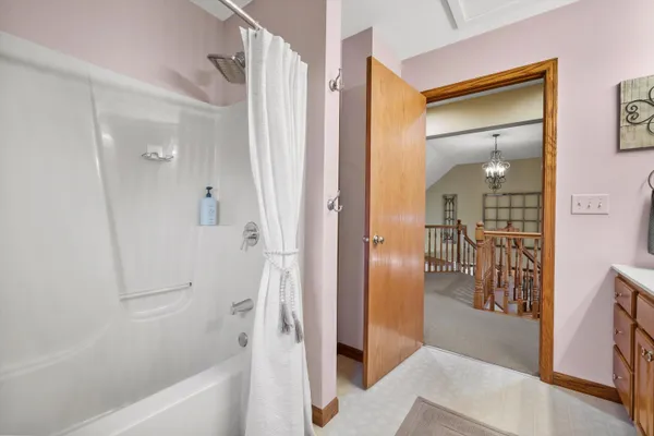 $1,150,000 | 820 172nd Avenue, Paris, WI 53182