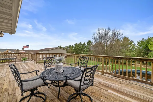 $1,150,000 | 820 172nd Avenue, Paris, WI 53182