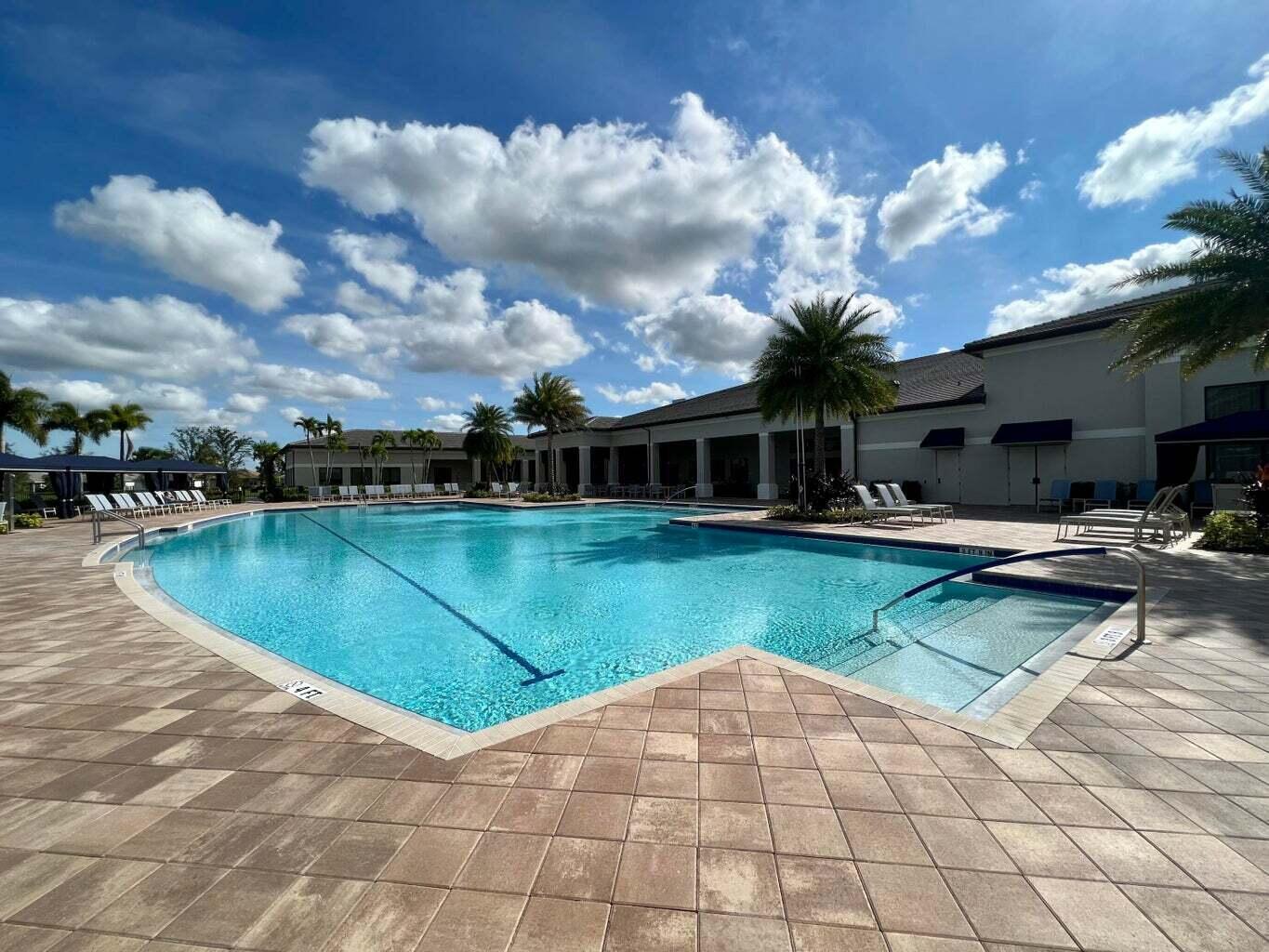13459 Southwest Green Delta Road Port St. Lucie, FL 34987 - Photo 40 of 100 Clubhouse Pool