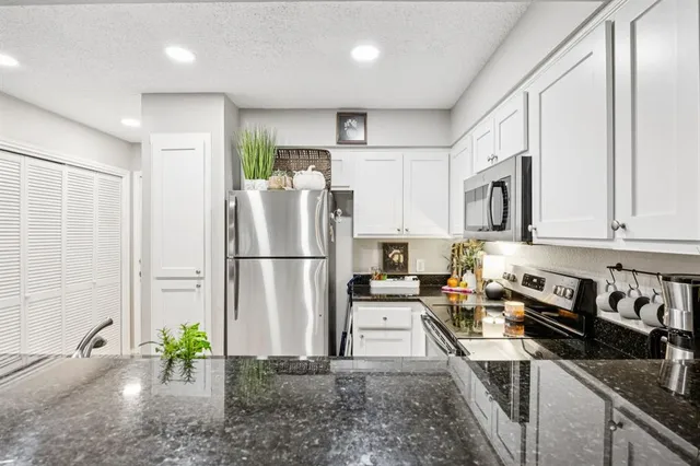 $1,995 | 3003 Kathleen Lane, Euless, TX 76039