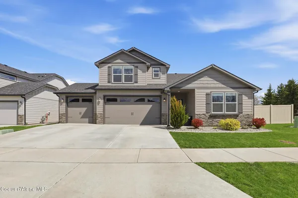 $700,000 | 4495 May Ella Loop, Post Falls, ID 83854