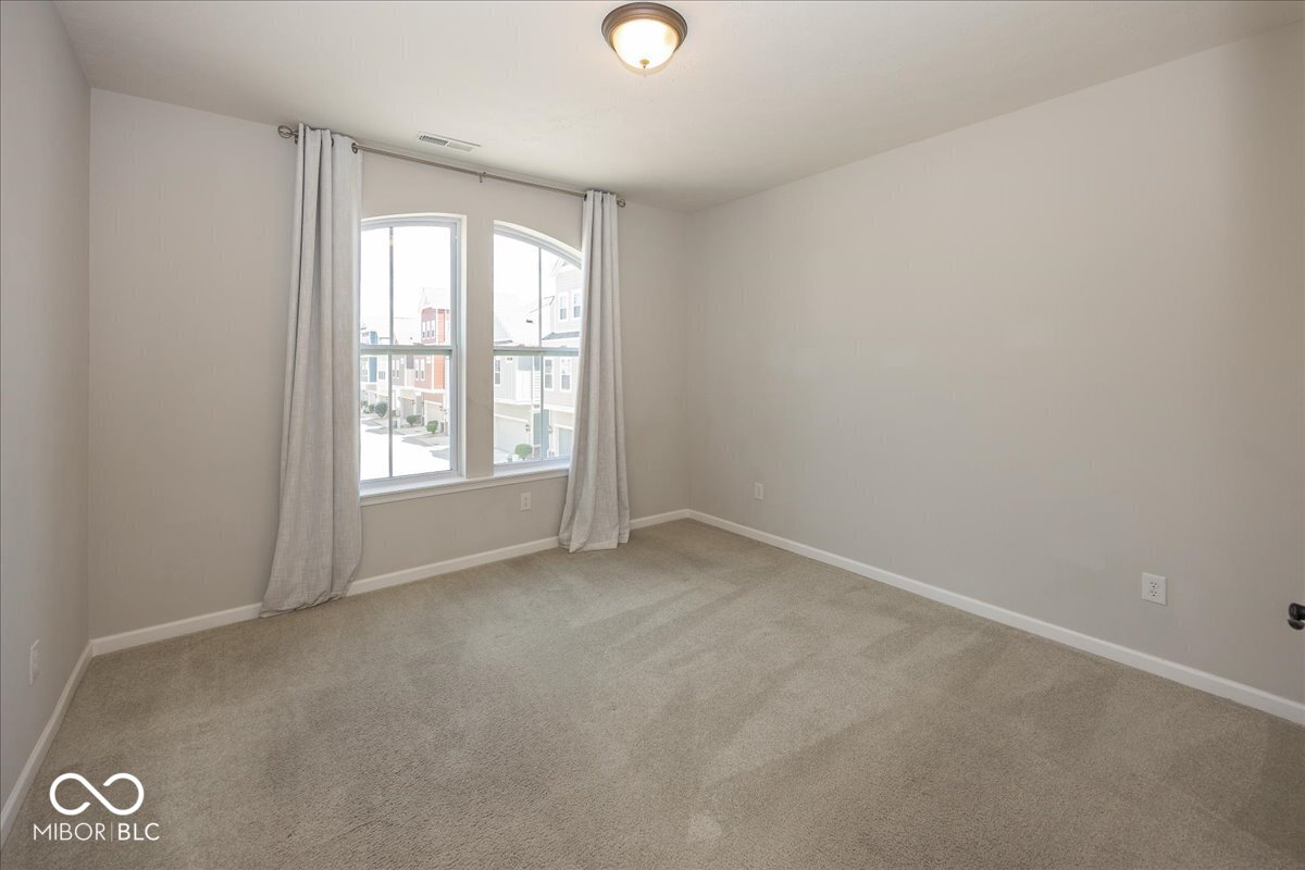 13103 Pennington Road Fishers, IN 46037 - Photo 18 of 31