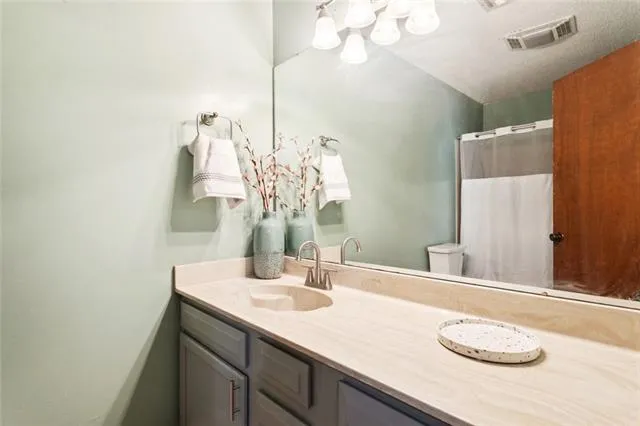 $1,600 | 310 Goldenwood Street, Mandeville, LA 70448