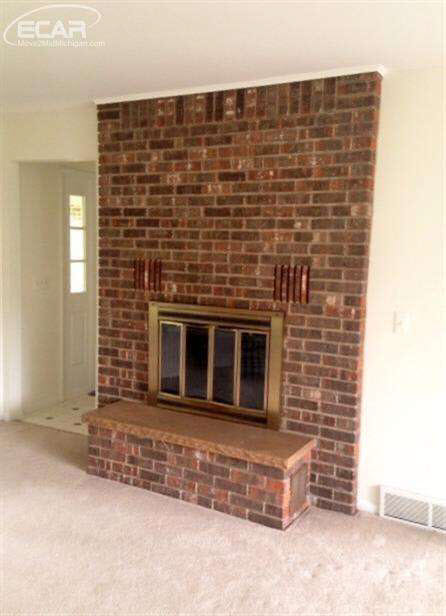 5800 Mt Morris Road Columbiaville, MI 48421 - Photo 15 of 42 20438543-14.JPG