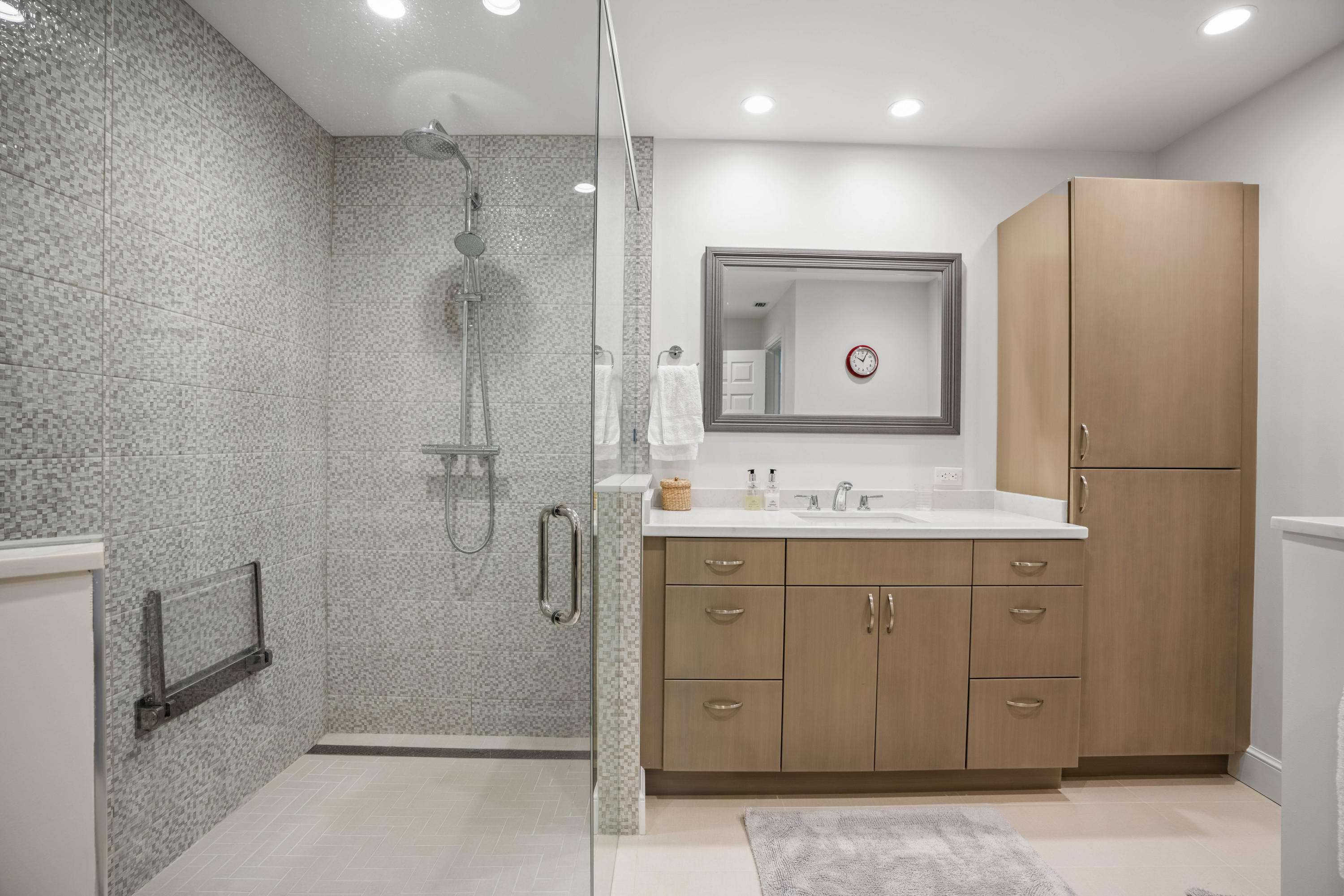 150 Eagle Drive Jupiter, FL 33477 - Photo 27 of 41 Master Bathroom