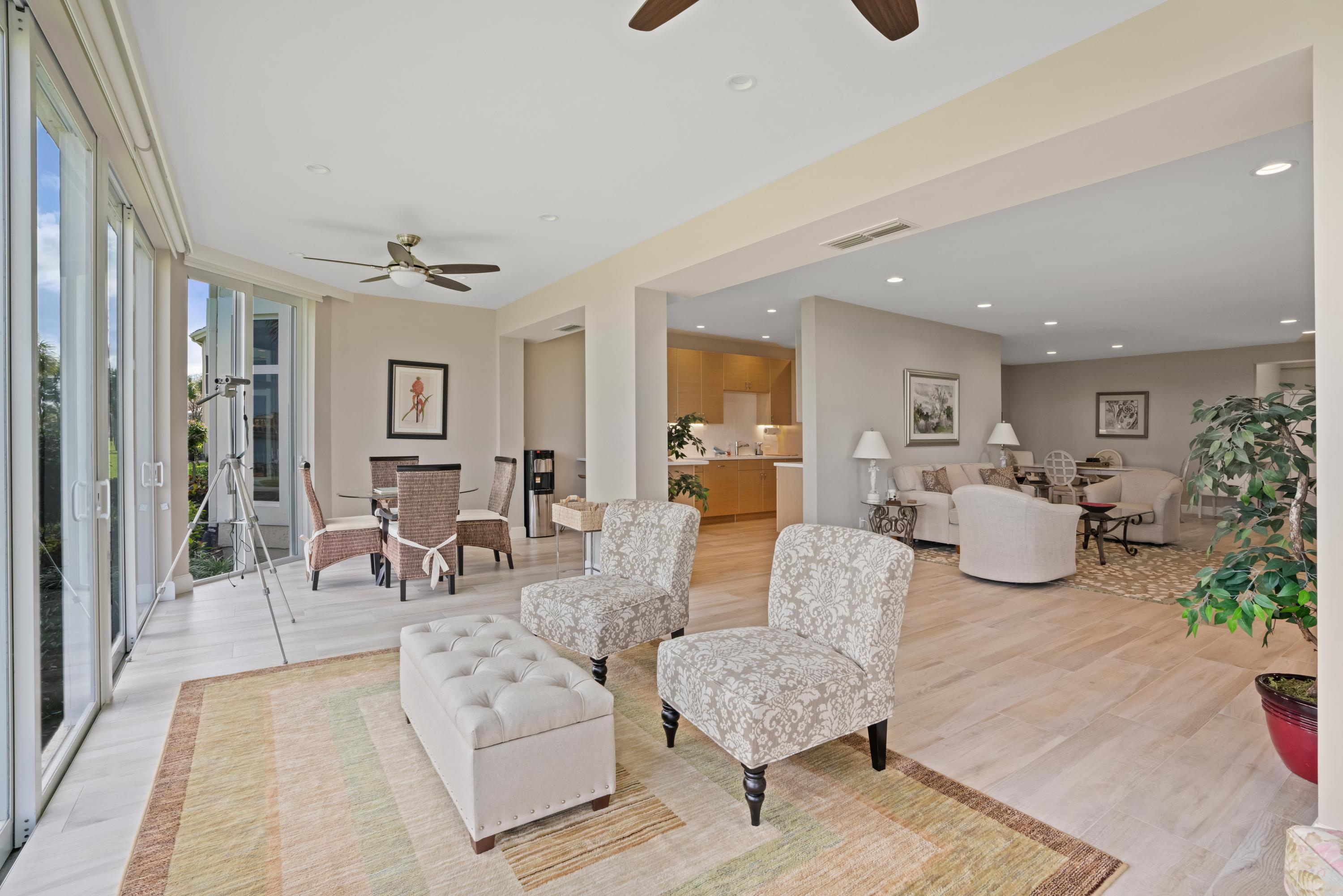 150 Eagle Drive Jupiter, FL 33477 - Photo 5 of 41 Living space