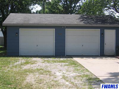 911 Winchester Street Decatur, IN 46733 - Photo 2 of 2