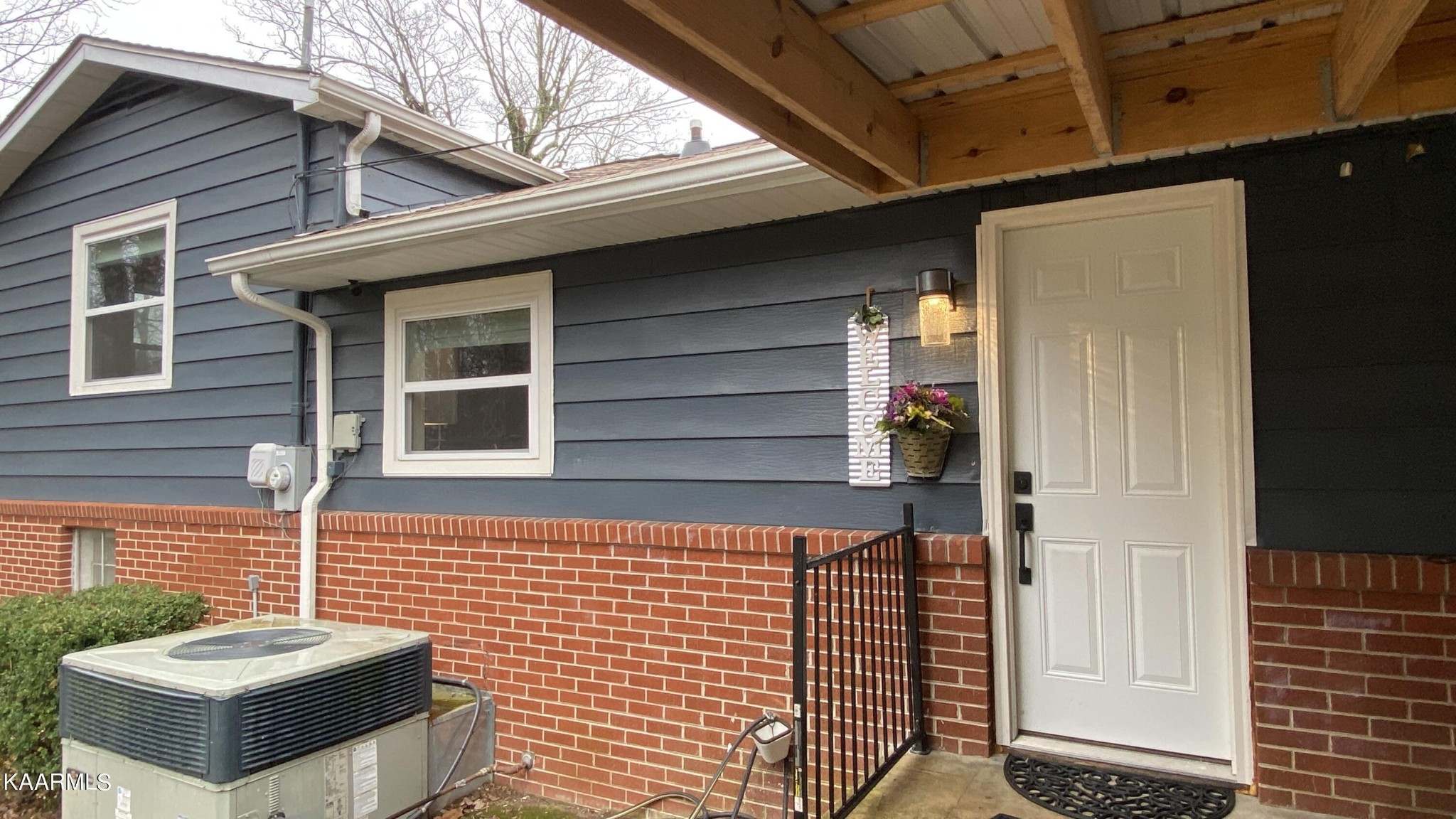 108 East Malta Road Oak Ridge, TN 37830 - Photo 50 of 53 a view of a door of the house
