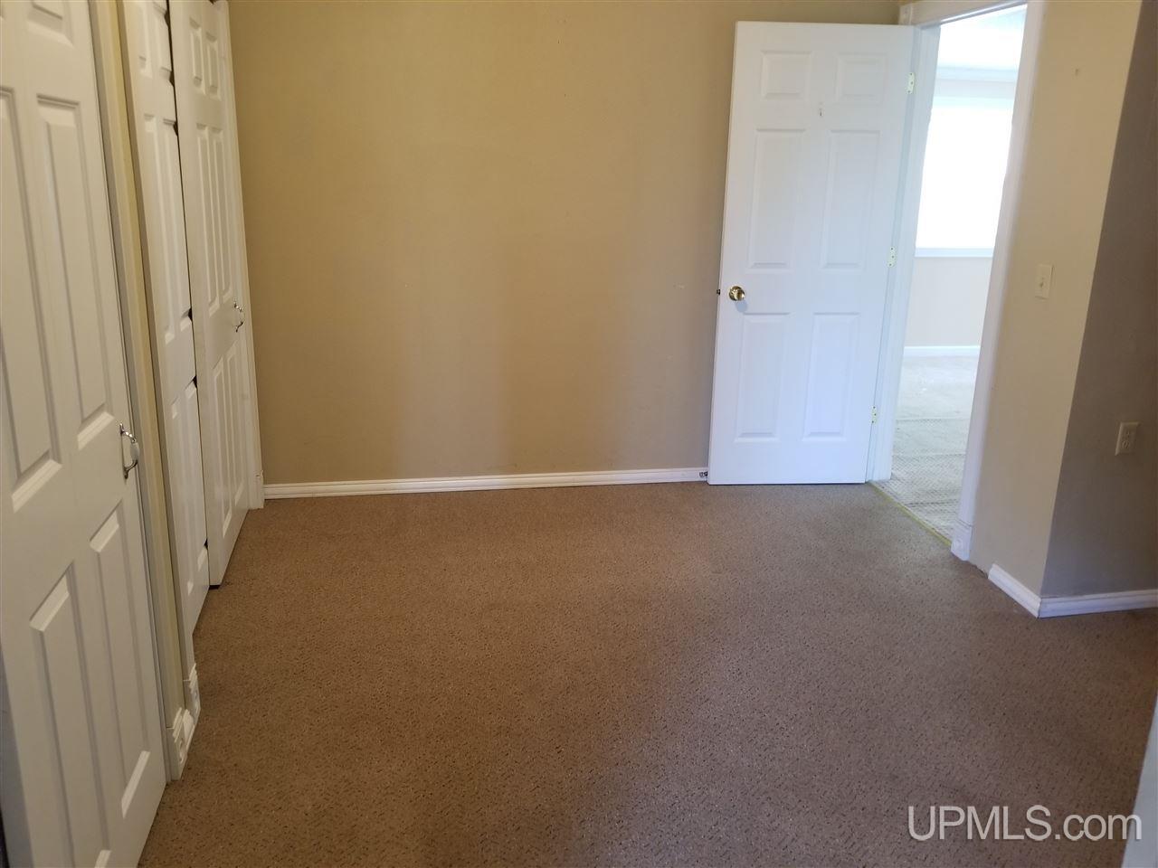303 Maple Street Hurley, WI 54534 - Photo 11 of 23 Gallery Image 11