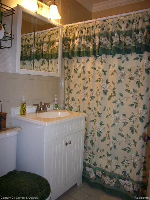 3455 Harding Street Dearborn, MI 48124 - Photo 17 of 28 P1080365.jpg