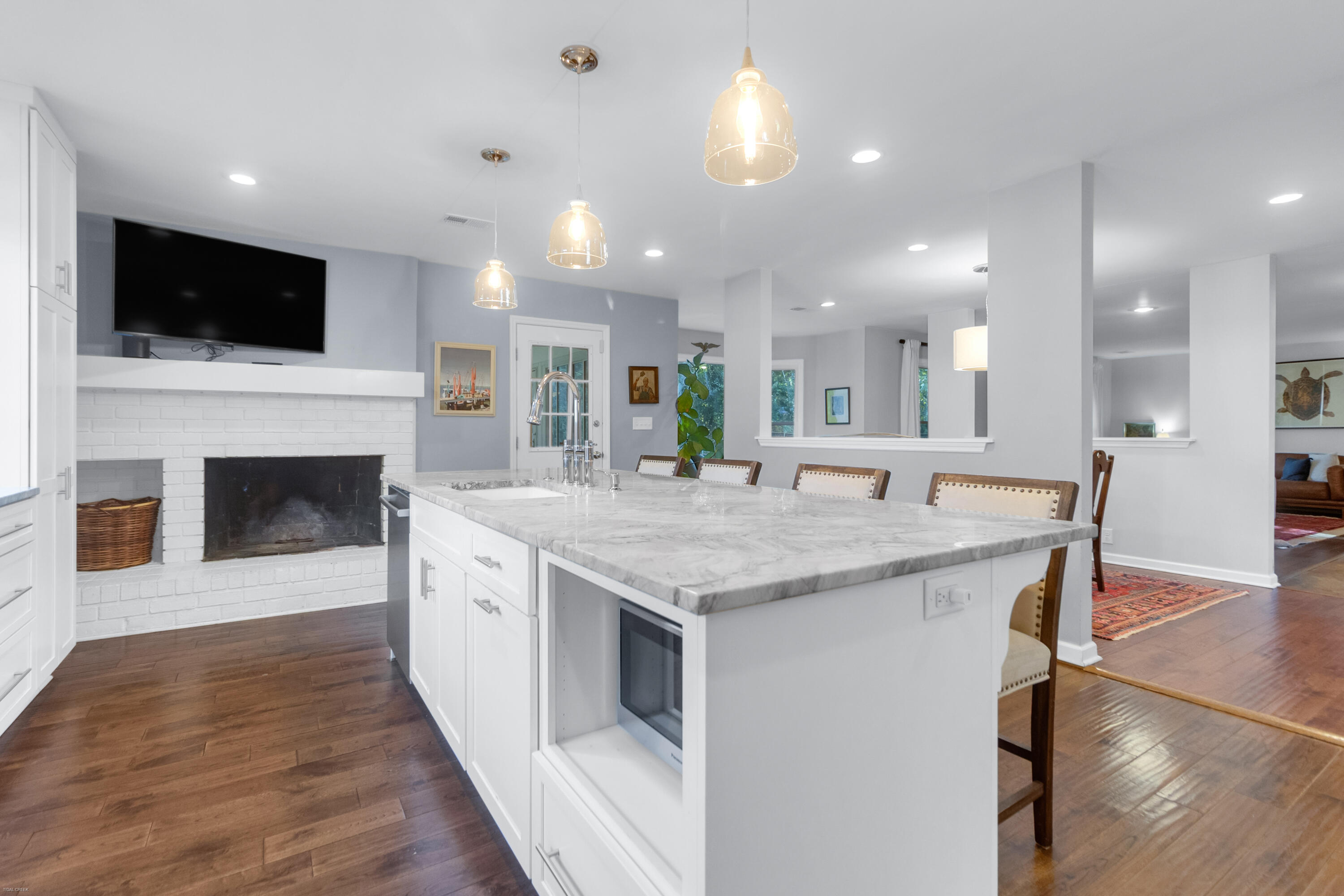 996 Foxcroft Road Charleston, SC 29412 - Photo 18 of 42 996 Foxcroft -Tidalcreekphoto- (18)