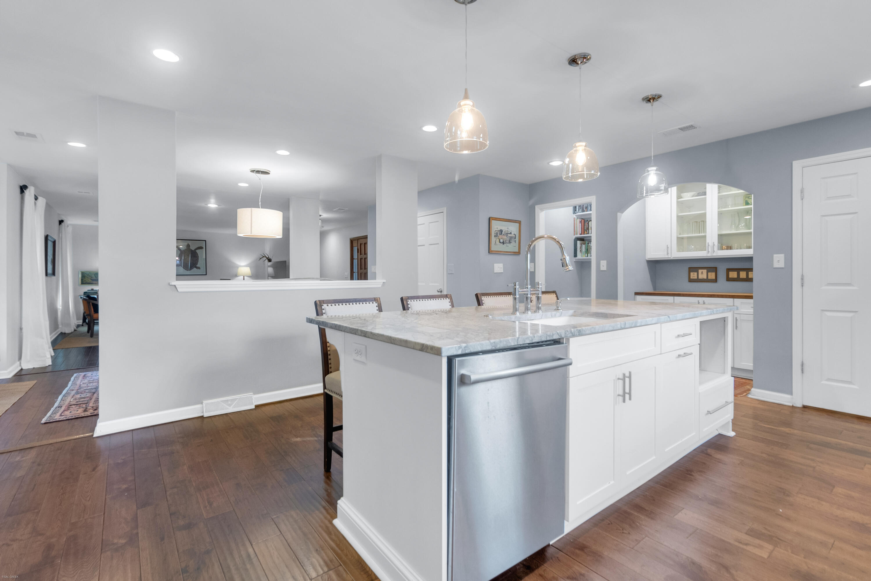 996 Foxcroft Road Charleston, SC 29412 - Photo 19 of 42 996 Foxcroft -Tidalcreekphoto- (19)