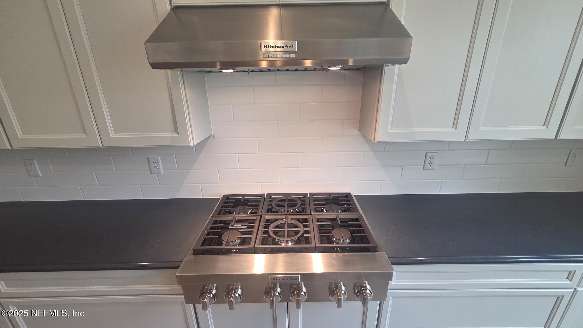 74 Sapling Terrace St. Johns, FL 32259 - Photo 30 of 49 Gas cooktop