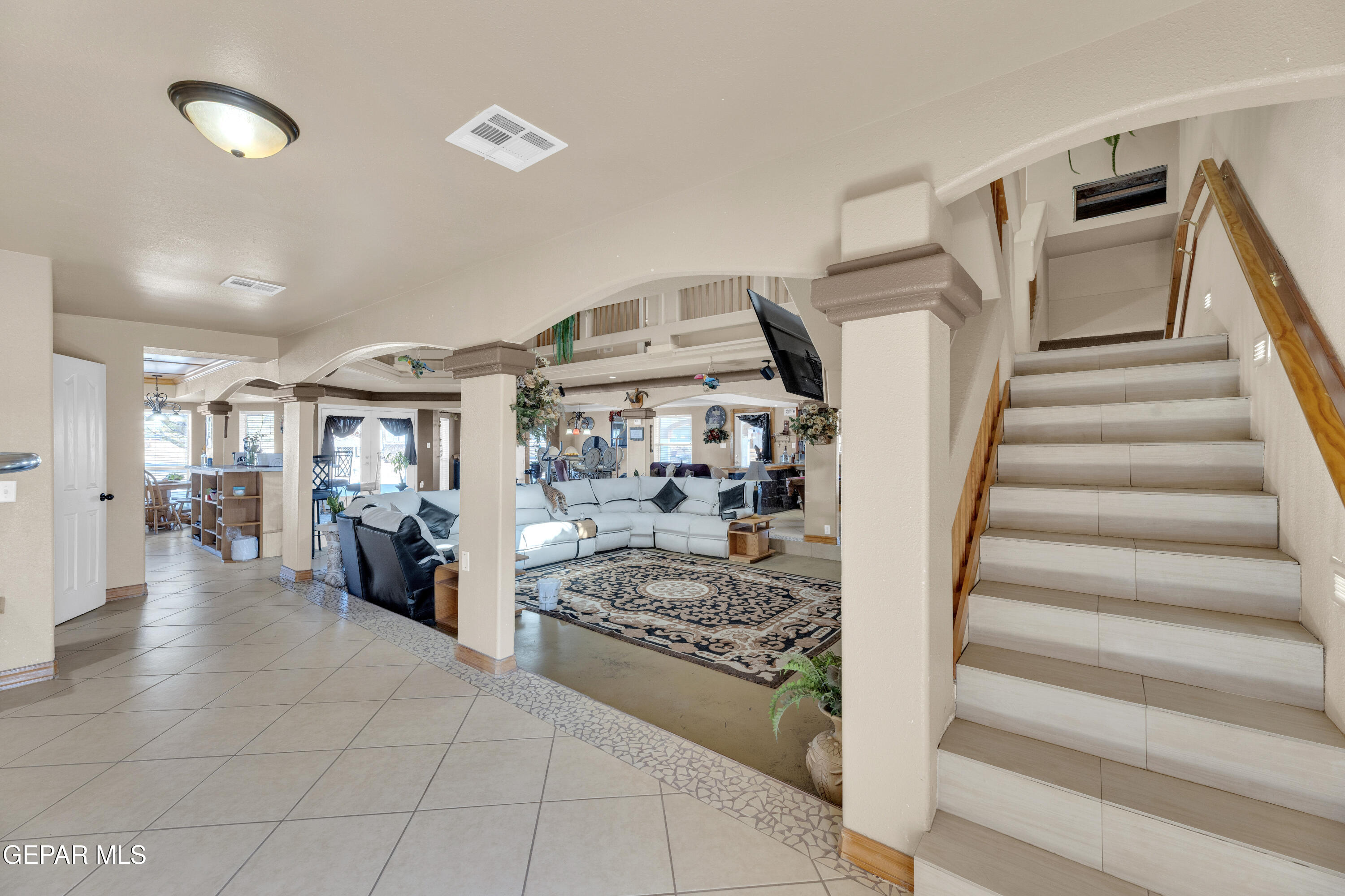 16020 Harrison Road El Paso, TX 79928 - Photo 3 of 56 a view of a living room and entry way