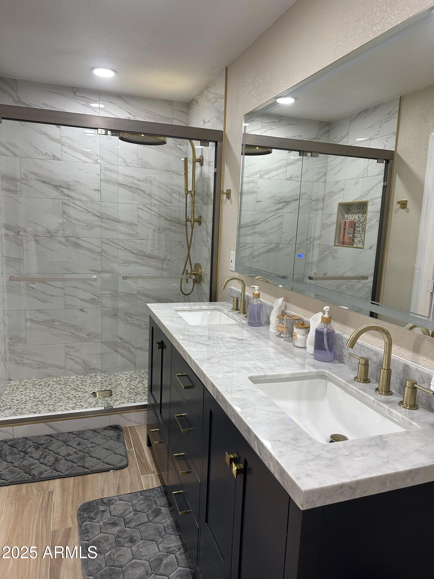 3209 East Marilyn Road Phoenix, AZ 85032 - Photo 20 of 27 IMG_2330