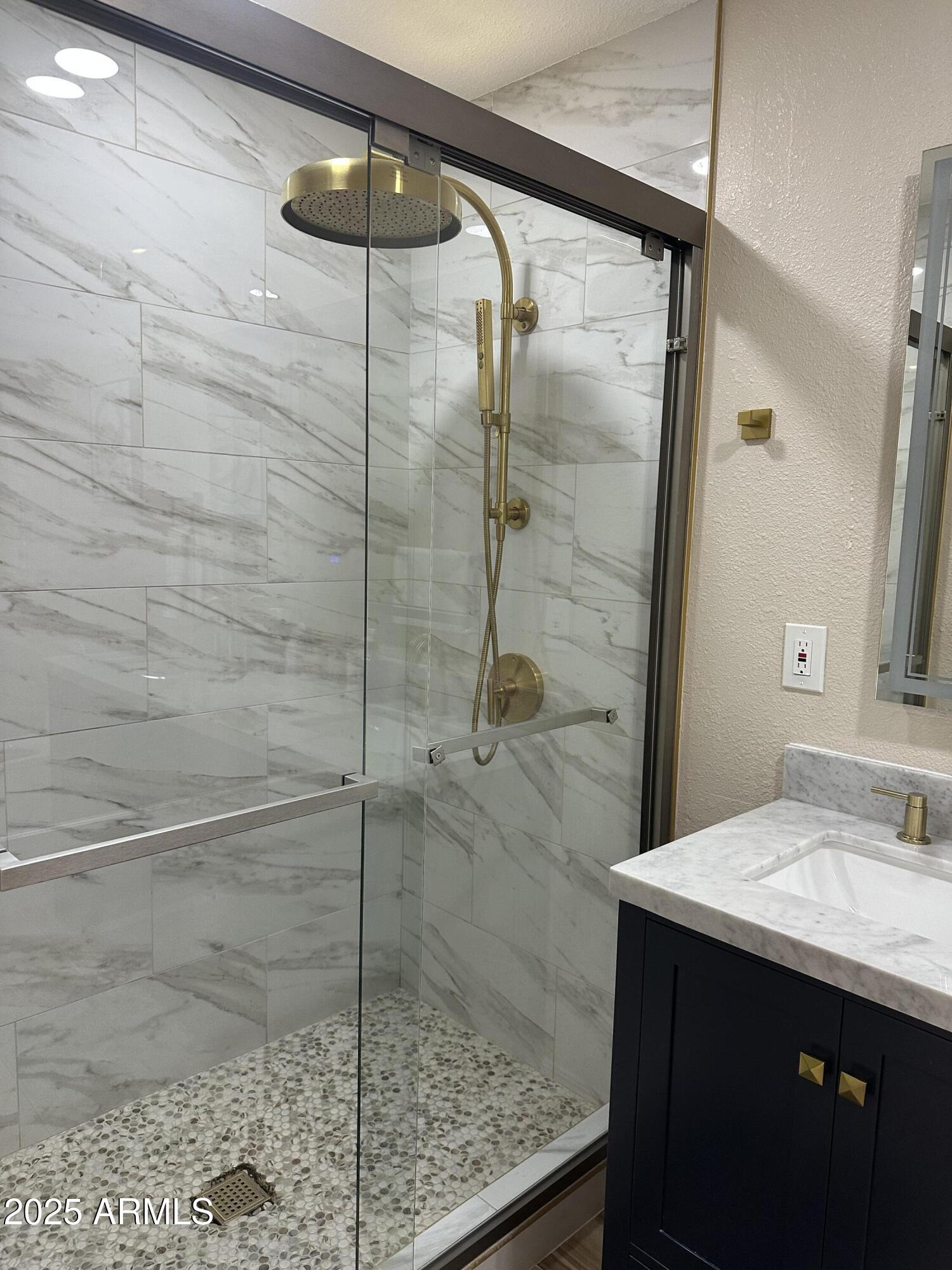 3209 East Marilyn Road Phoenix, AZ 85032 - Photo 22 of 27 IMG_2328