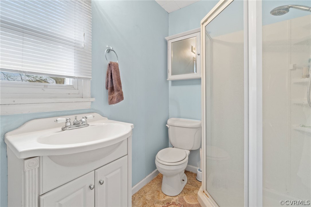 1203 Lodge Road Callao, VA 22435 - Photo 16 of 21 Gallery Image 16
