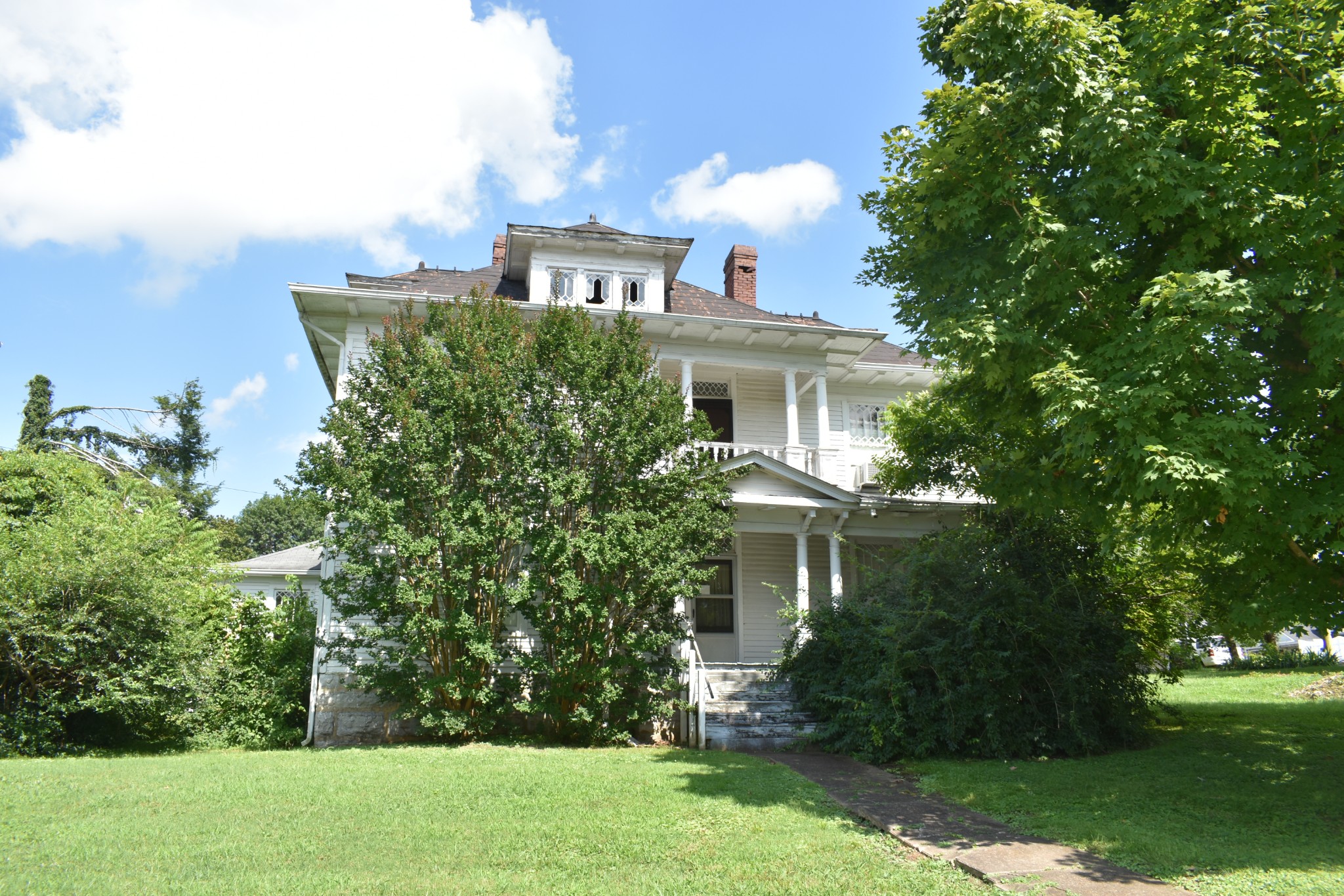 704 Main Street North Carthage, TN 37030 - Photo 3 of 21