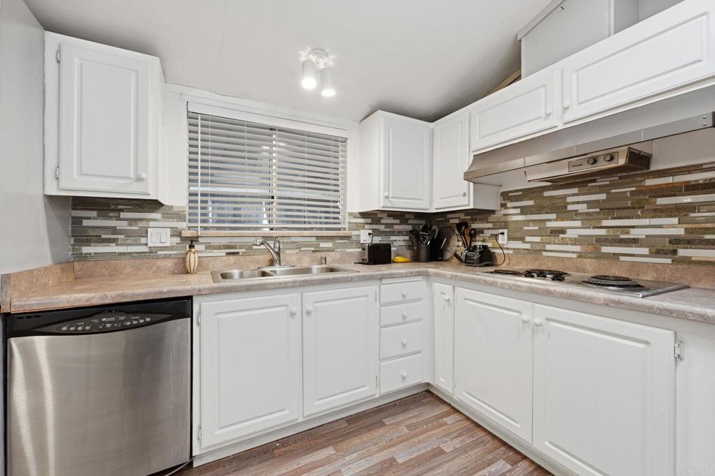 18218 Paradise Mountain Road, Unit 127 Valley Center, CA 92082 - Photo 15 of 57