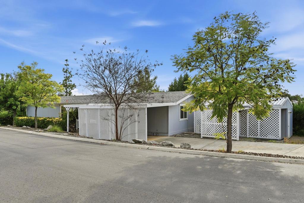 18218 Paradise Mountain Road, Unit 127 Valley Center, CA 92082 - Photo 3 of 57