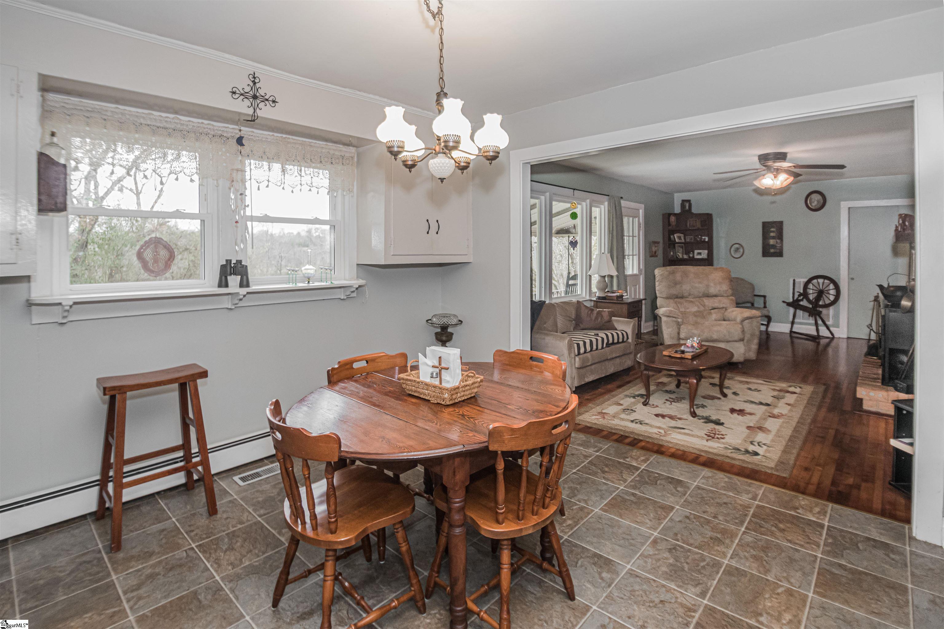 208 Golden Creek Road Liberty, SC 29657 - Photo 18 of 36