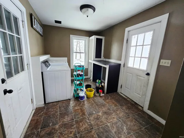 $349,900 | 187 East 275 North, Reynolds, IN 47980