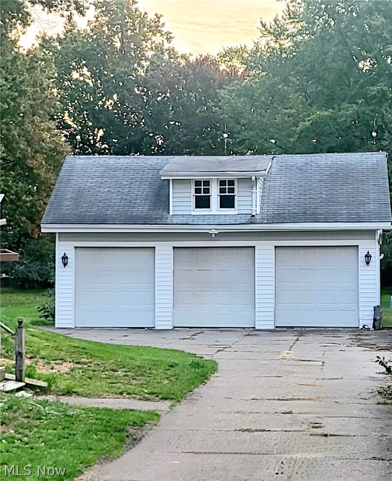 7111 Root Road North Ridgeville, OH 44039 - Photo 27 of 35