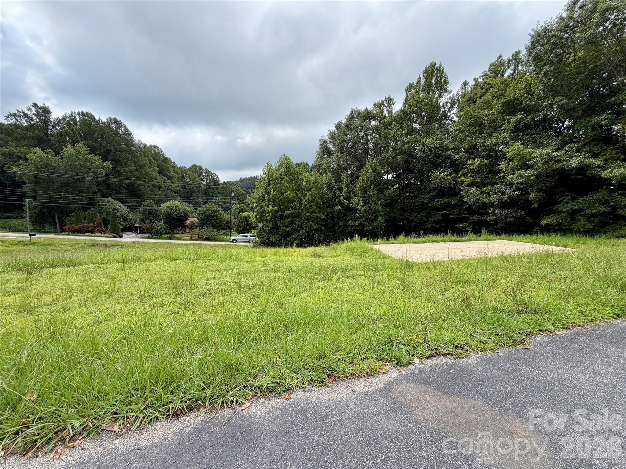 196 Beaman Road Marion, NC 28752 - Photo 2 of 11 Gallery Image 2