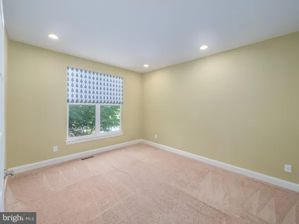 $5,800 | 24925 Quimby Oaks Place, Aldie, VA 20105
