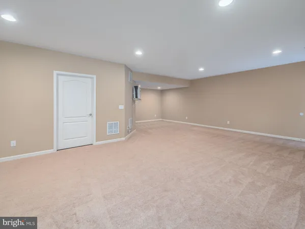 $5,800 | 24925 Quimby Oaks Place, Aldie, VA 20105