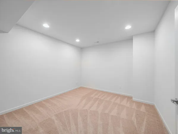 $5,800 | 24925 Quimby Oaks Place, Aldie, VA 20105