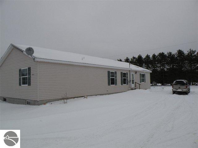 10111 Summit City Road Kingsley, MI 49649 - Photo 22 of 23 1723061-21.JPG