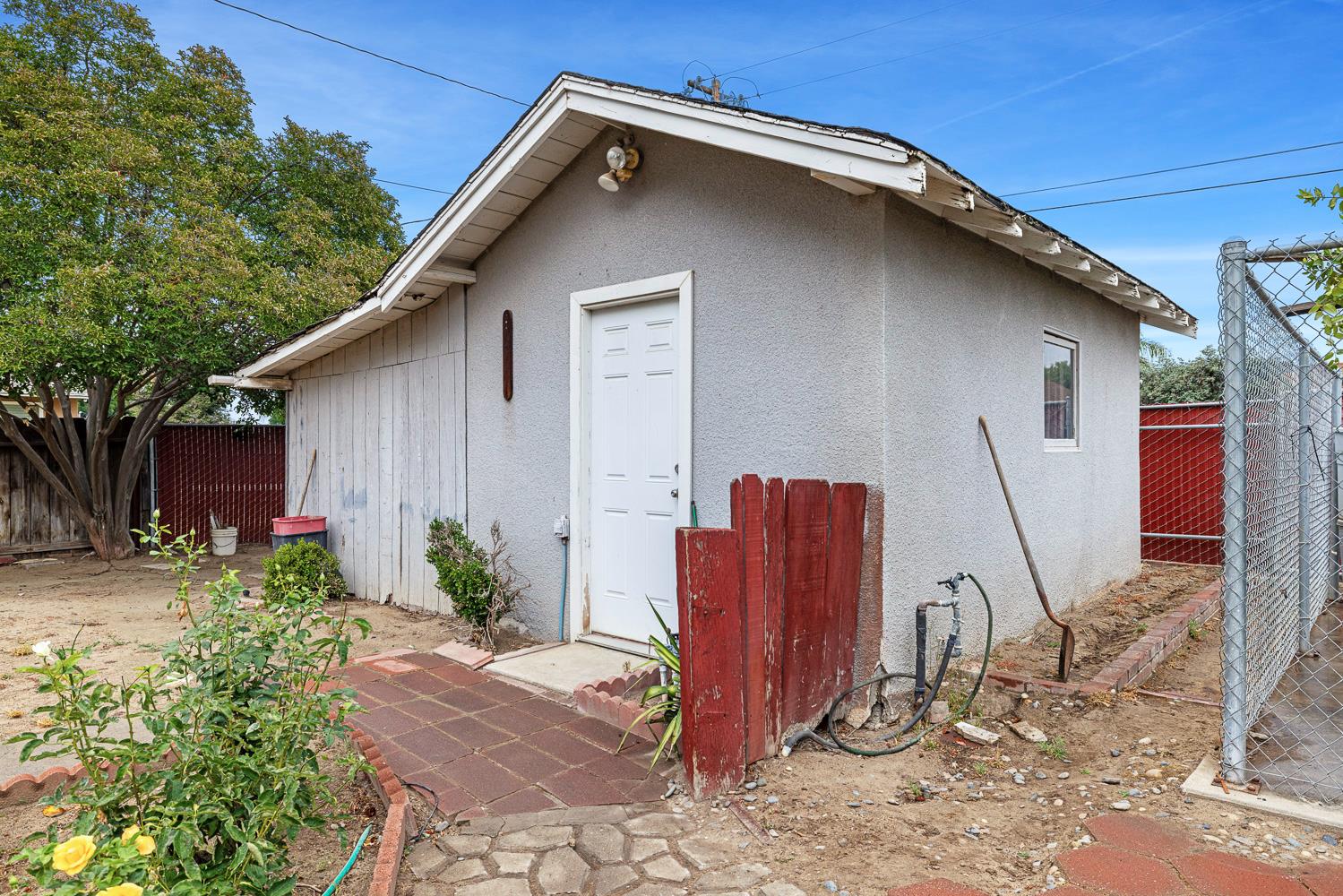 748 N. East Avenue Reedley, CA 93654 - Photo 50 of 51