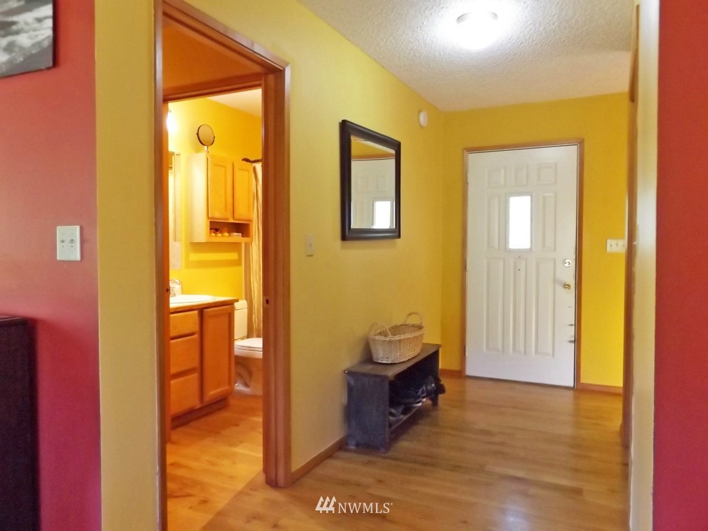 64 Rocky Road Port Angeles, WA 98363 - Photo 2 of 25 Gallery Image 2