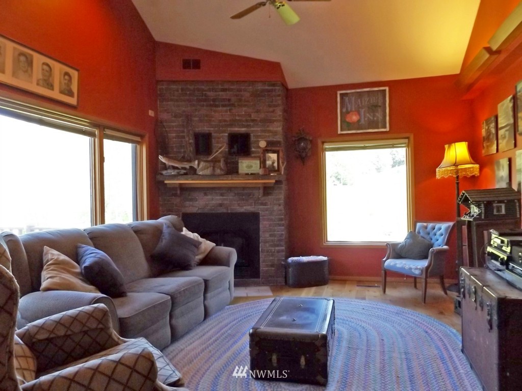 64 Rocky Road Port Angeles, WA 98363 - Photo 3 of 25 Gallery Image 3