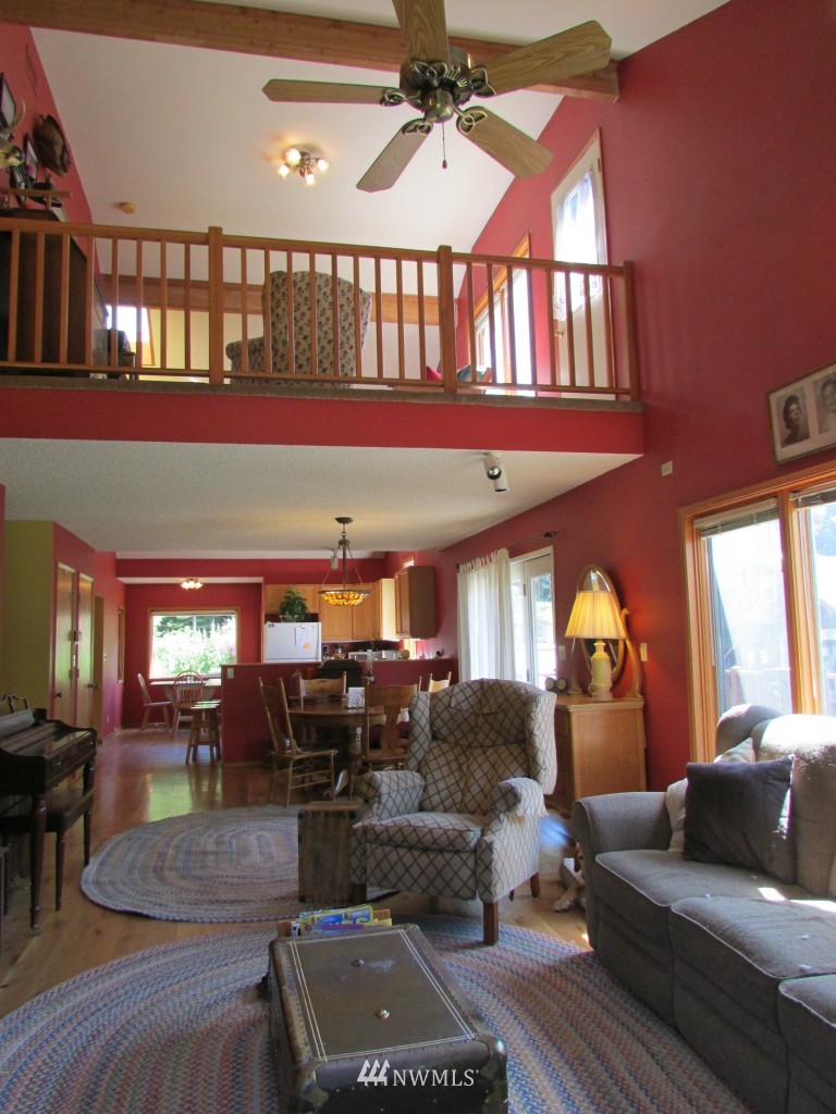 64 Rocky Road Port Angeles, WA 98363 - Photo 4 of 25 Gallery Image 4