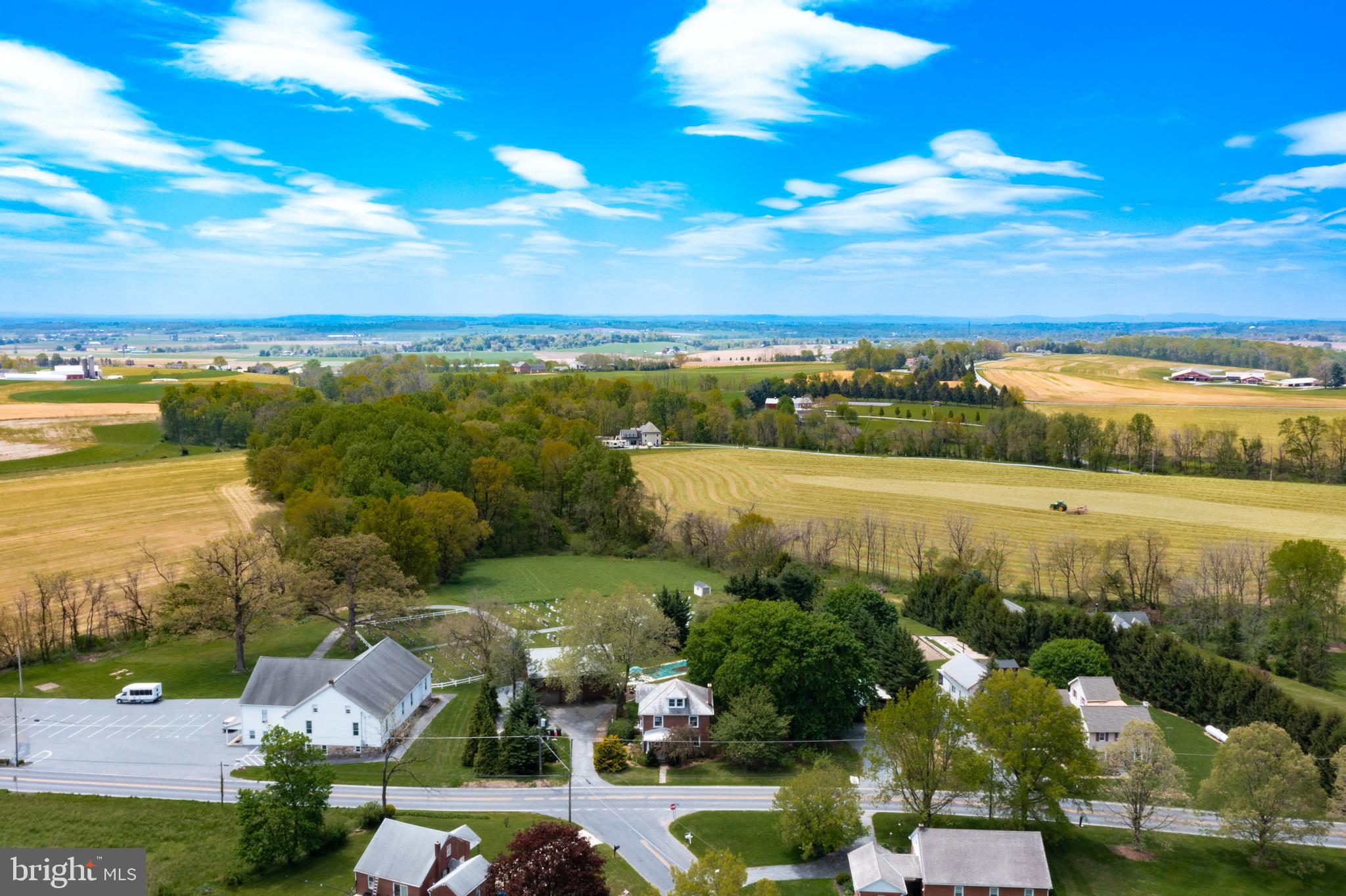 600 West Newport Road Lititz, PA 17543 - Photo 2 of 77 Minutes from Downtown Lititz and Turnpike