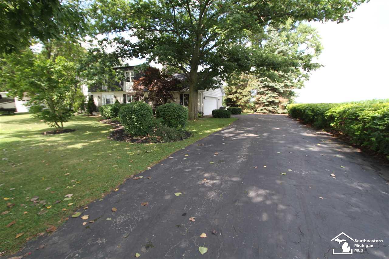1302 Strasburg Road Monroe, MI 48161 - Photo 4 of 31
